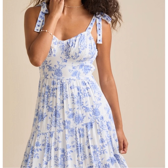 NEW Altar’d State Blue Floral Maxi Dress Size Large Available NWT - Picture 3 of 10